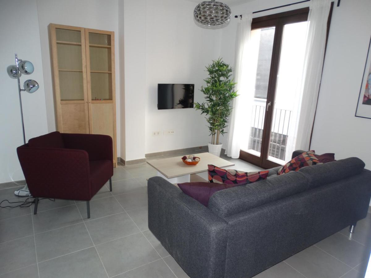 - Jinetes, 23 Málaga