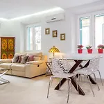 Felix Saenz Roomalaga By Bossh Apartments