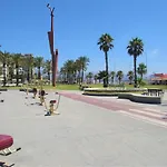 Frenta A La Playa Malaga-Antonio Machado