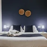Holidays2Malaga Beatas 3 bedroom&French balcony