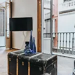 Holidays2Malaga Beatas 3 bedroom&French balcony