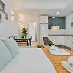 C47 - Cosy Aapartment With Parking
