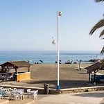 Sea & Wave Al Rolo Beach Apartment