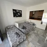 Genuar Apartments Malaga Center 3