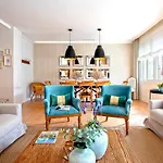 Genteel Home Paseo De Reding