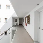 Fabuloso Apartamento Nuevo Con Parking Y Piscina