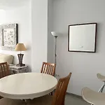 Amplio Apartamento En Av. Carlos Haya