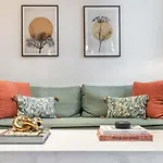 Superior Apartment In The Historic City Center By Rems
