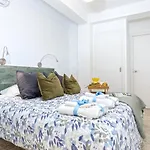 -Malagasunapts-Merced Private Terrace