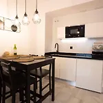 Relaxing Vacation Home @ The Heart Of Malaga