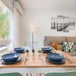 C29 Beutiful & Shiny 4 Bdrm Apartment