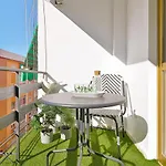 C24 Fantastic 4 Bedroom With Terrace