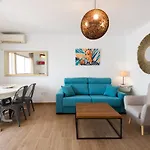 The 7Th Corner, Hugh Apartment Ideal For Groups