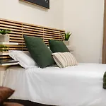 Central Studio Apartment