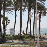 Frente Al Mar