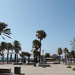 Frente Al Mar