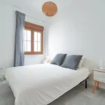 Apartamento En El Centro, Tranquilo Y Luminoso