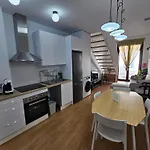 Empedrada - Apartamentos Down Town Malaga Centro