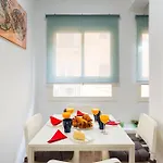Sohocenter Apartment 2 Rooms Young People Only
