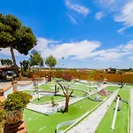 Cubo\'S Villa Fina & Minigolf Included