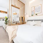 Wintowinrentals Goleta Suites 0C