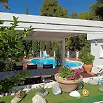 Villa El Hogar