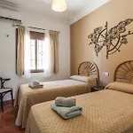 Nice Home In Malaga With Jacuzzi