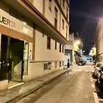 Maravilloso Apartamento Centrico De 70M2, Jardin Propio 40M2 Con Piscina Para Ninos Y Parking Opcional