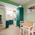 1 Bedroom Flat In City Center