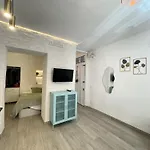 Iyourbasics Lovely Studio Hinestrosa 23 Free Wifi&Ac