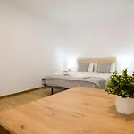 Letplanet Station Stay