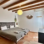 Hugo Villas Cómpeta by Bossh Hotels