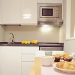 Apartamentos Plaza Del Obispo
