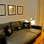 Minimal Rooms