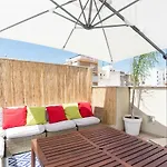 Ma1A-Apt With Rooftops With Palms Close To Old Town