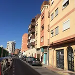 Málaga Habitación en Apartamento Carlos Haya
