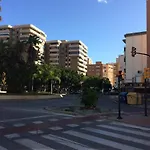 Málaga Habitación en Apartamento Carlos Haya