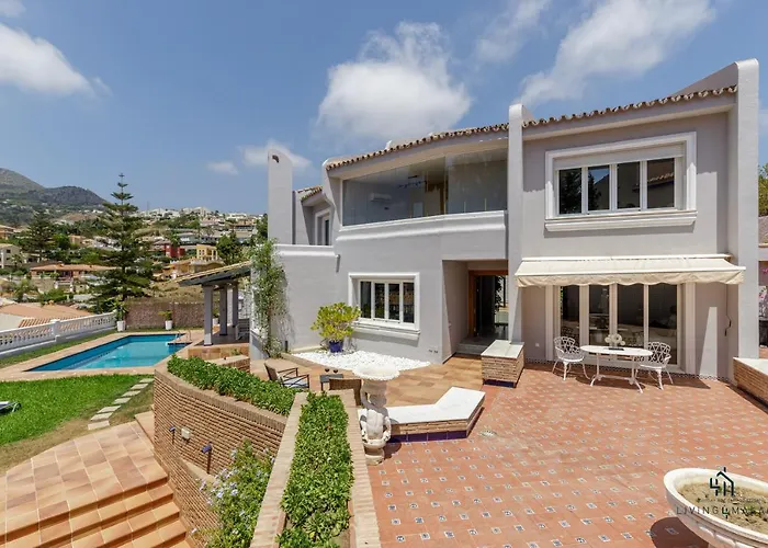 Living4Malaga Villa Miraflores