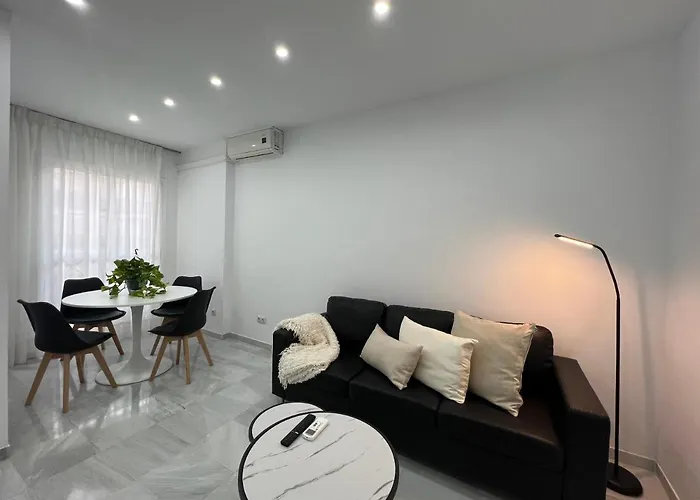 Victoria II & Old Town By Ele Apartments