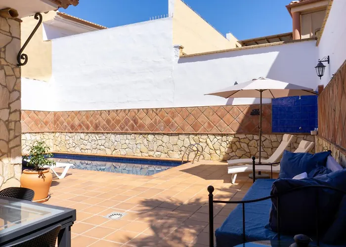 House Pool & Parking Malaga