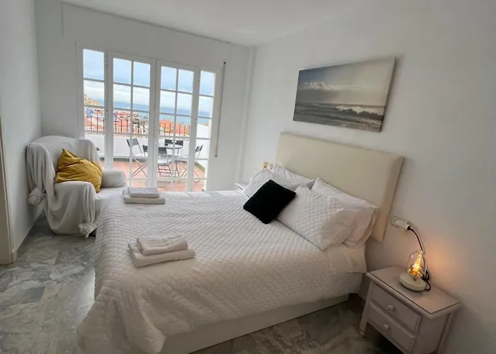 Nuestro Atico Con Vistas Al Mar Terraza, Piscina Y Parking