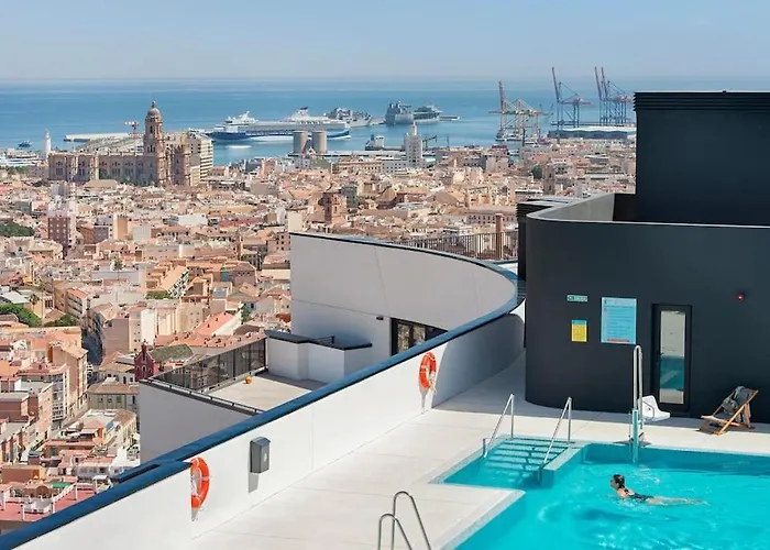 Urban Jungle In Malaga Center, 18Th Floor, Rooftop Pool, Free Parking