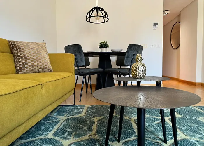 Stijlvol Appartement In Bruisend Malaga Free Parking