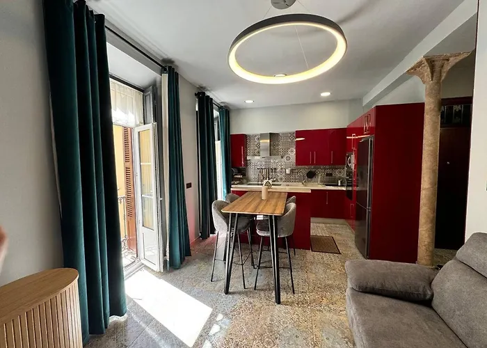 Alma De Malaga 2Br Stay With Art History & Comfort In The Heart Of The City