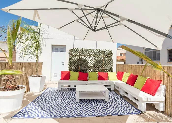 Ma1A-Apt With Rooftops With Palms Close To Old Town