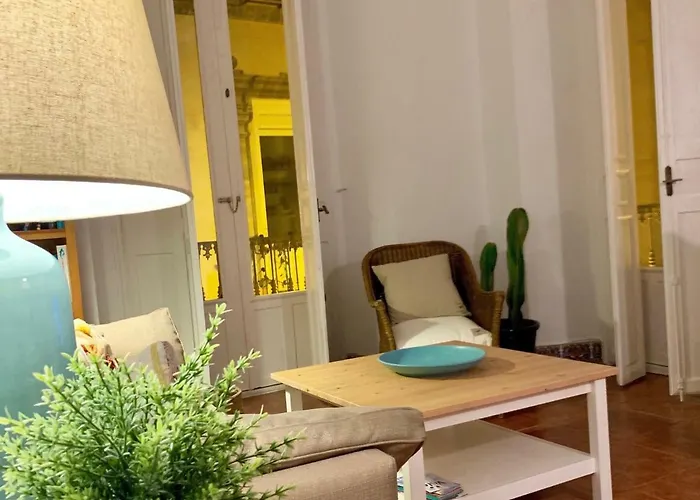 Luz y Sencillez en el Centro Histórico de Málaga