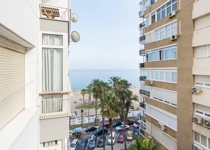 Mp2-Bright Beachfront Studio Walk To Old Town