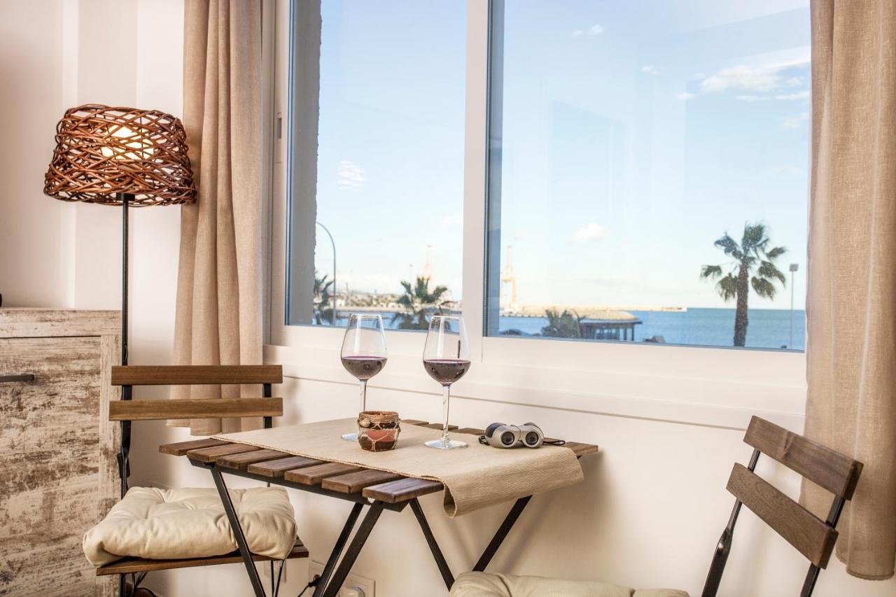 Apartment Diseno Y Confort Frente Al Mar En La Playa De Huelin *