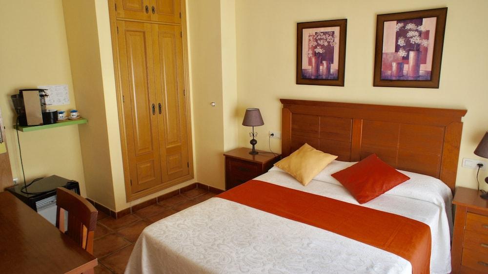 Hotell Casa Vazquez 2*