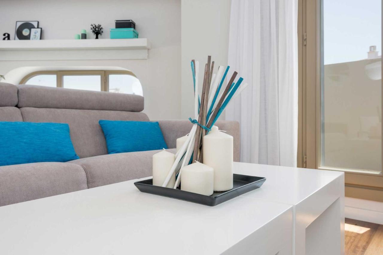 Felix Saenz Penthouse In By Solaga Homes * Malaga